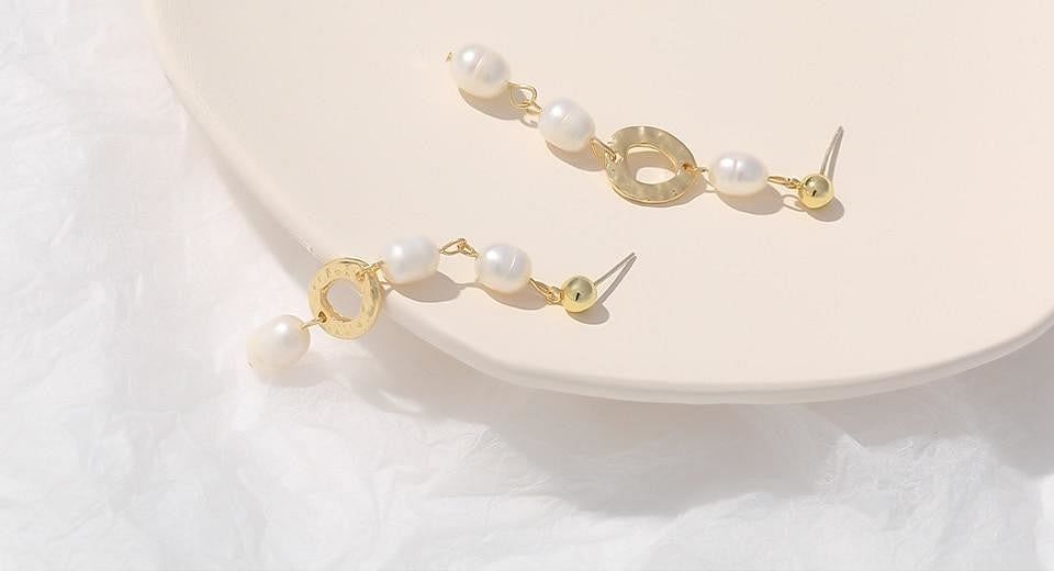 Earrings Classic Long Charm Vintage Natural Pearls Dangle Earrings freeshipping - D' Charmz