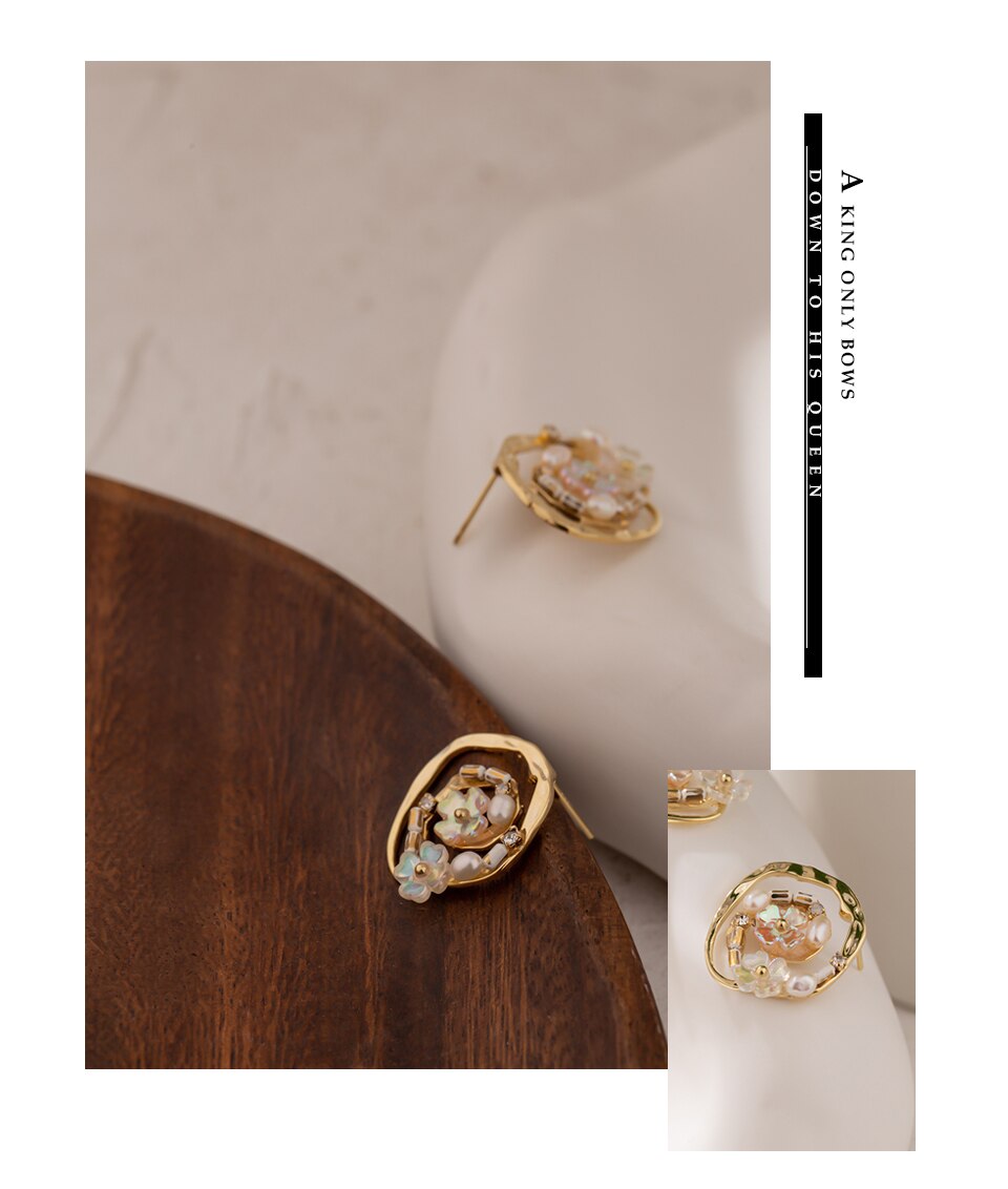 Exquisite Natural Pearls Flower Stud Earrings